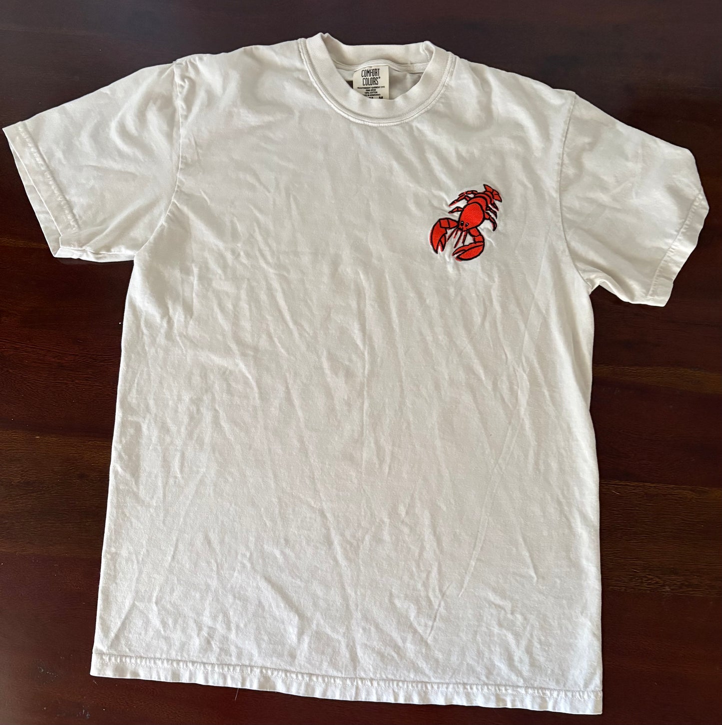LOBSTER embroidered T-Shirt!