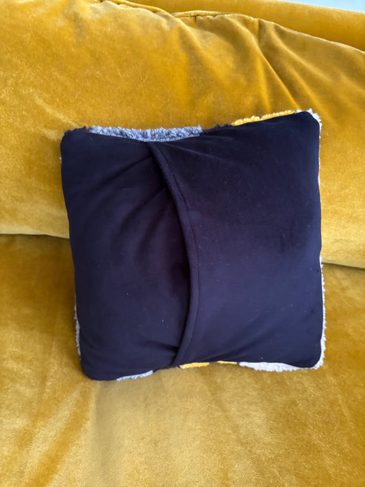 #13 - The loop & cut pile tufted pillow - 12" x 12" Acrylic