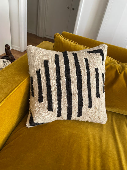 #10 - Loop pile tufted pillow - 18" x 18" Acrylic